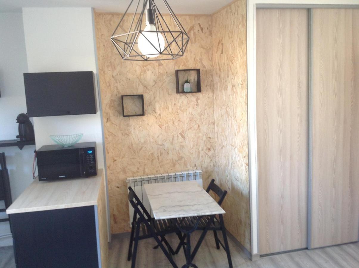 אביניון Charmant Studio Coeur Centre Ville מראה חיצוני תמונה